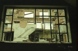 Prédio Abandonado (janela)