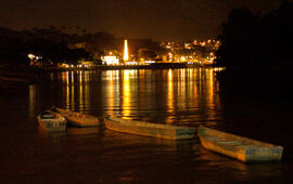 Noite à Beira do Rio